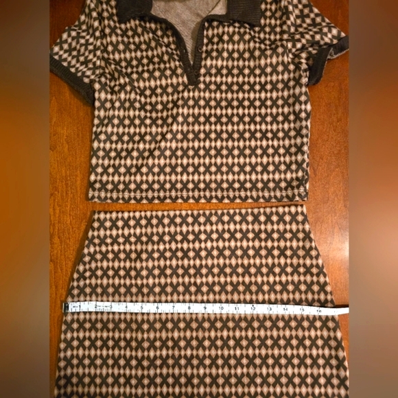 Pink Rose Shirt & Skirt Set |Sz Medium | Brown Geo Print - Picture 3 of 7